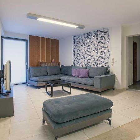 Spacious Fully Equipped 3Bd 2Bath Apt In The Heart Of City With Balconies Ac And Fast Wifi #1 Heraklion Zewnętrze zdjęcie