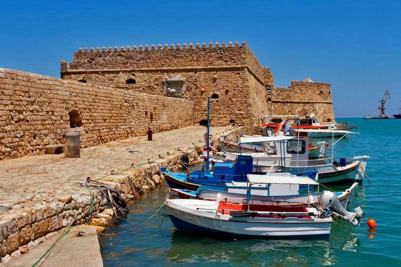 Spacious Fully Equipped 3Bd 2Bath Apt In The Heart Of City With Balconies Ac And Fast Wifi #1 Heraklion Zewnętrze zdjęcie